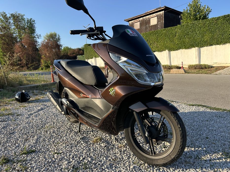 Honda pcx 2018 г 125 cc