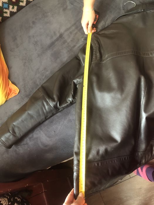 Vand haina piele barbati