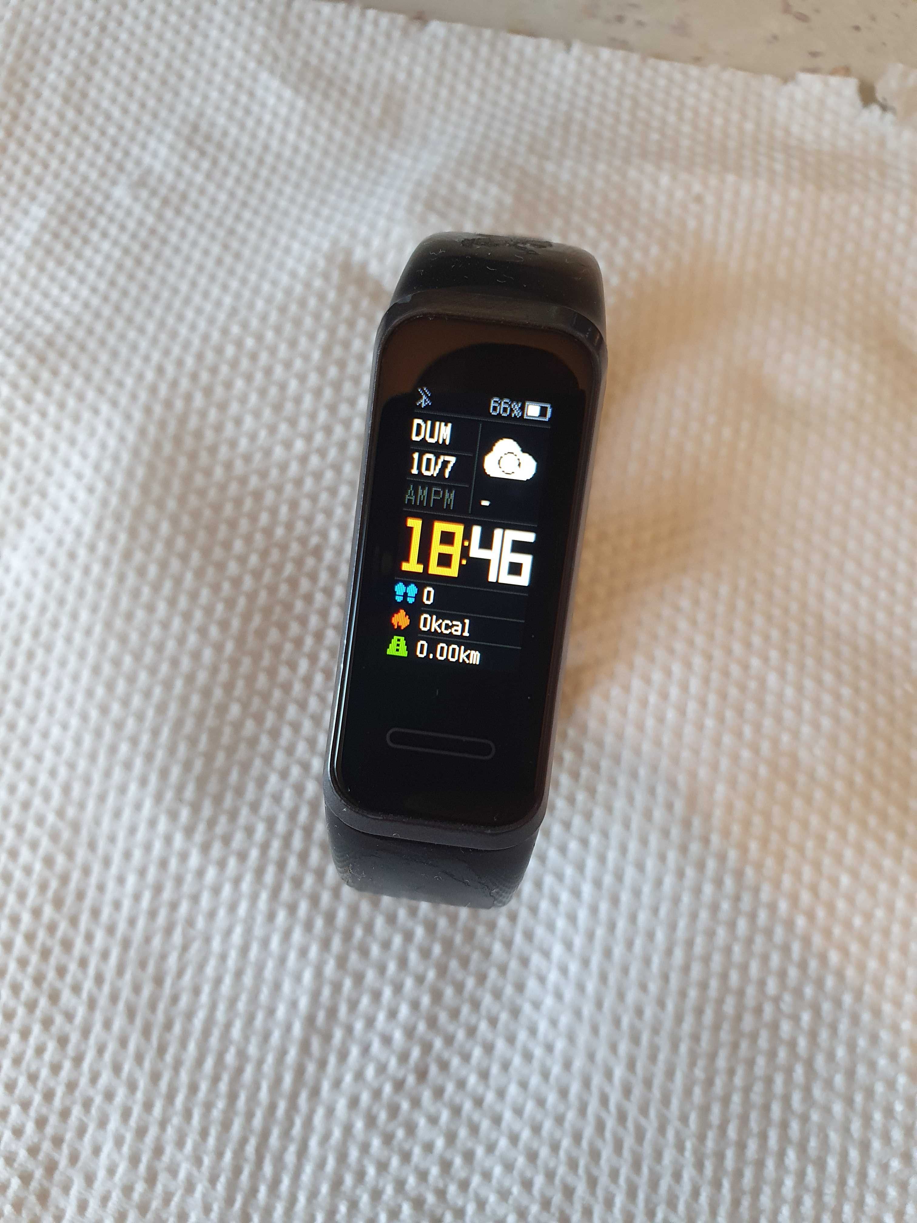Ceas Huawei Band 4 Smartwatch fit , cu senzor puls , pași , oxigen