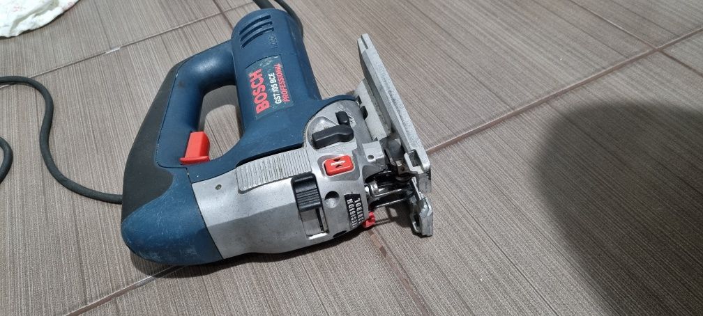 Bosch Fierăstrău pendular profesional