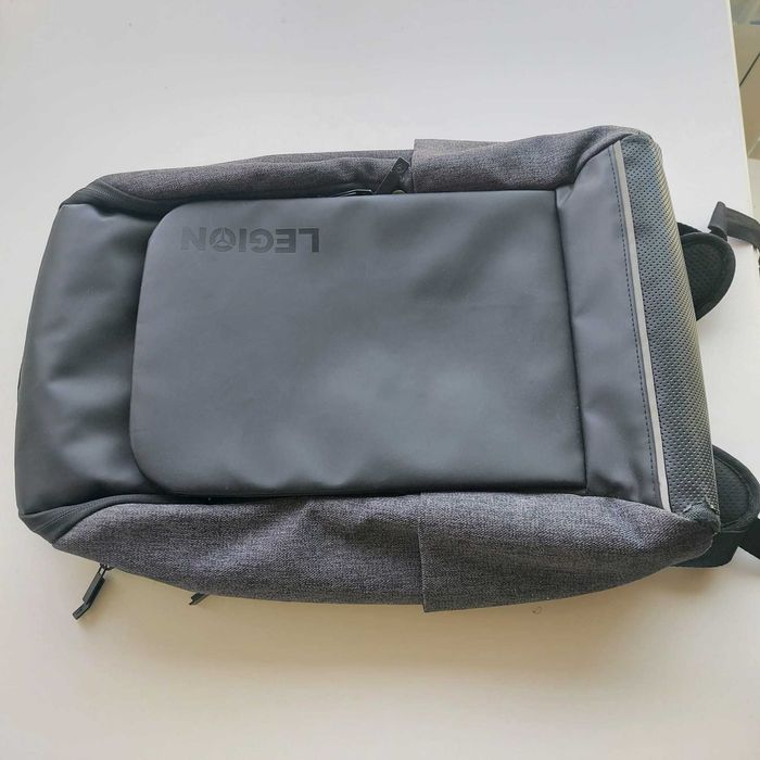 Ghiozdan scoala / laptop Lenovo