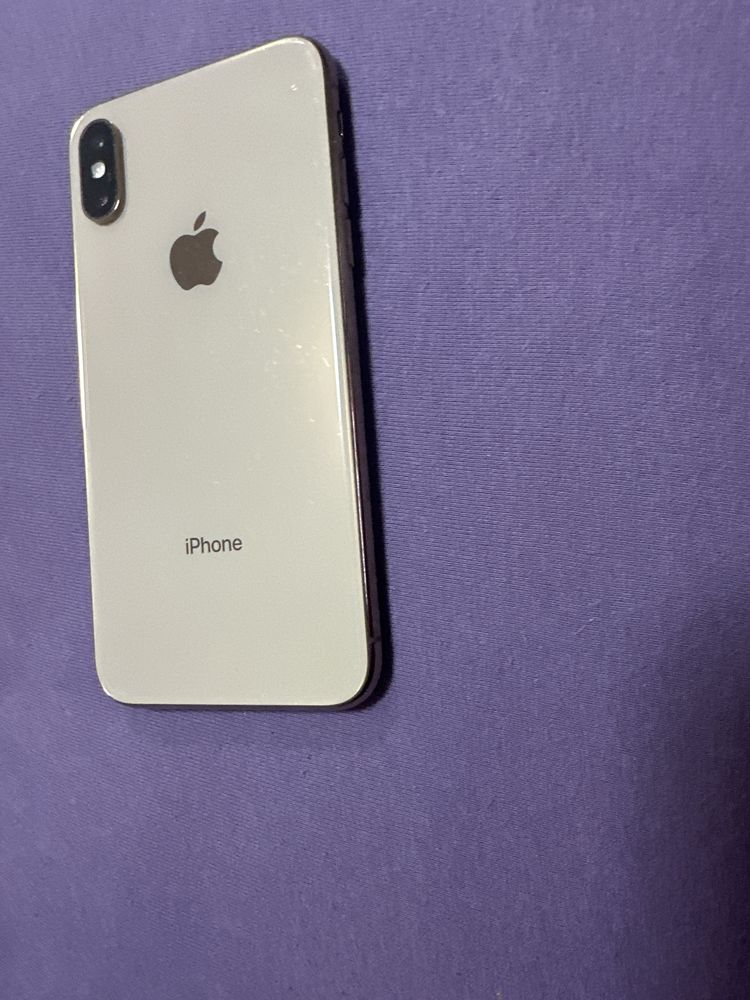 Iphone XS 64 gb culoarea rosegold
