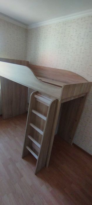 Двухъярусный детский кровать