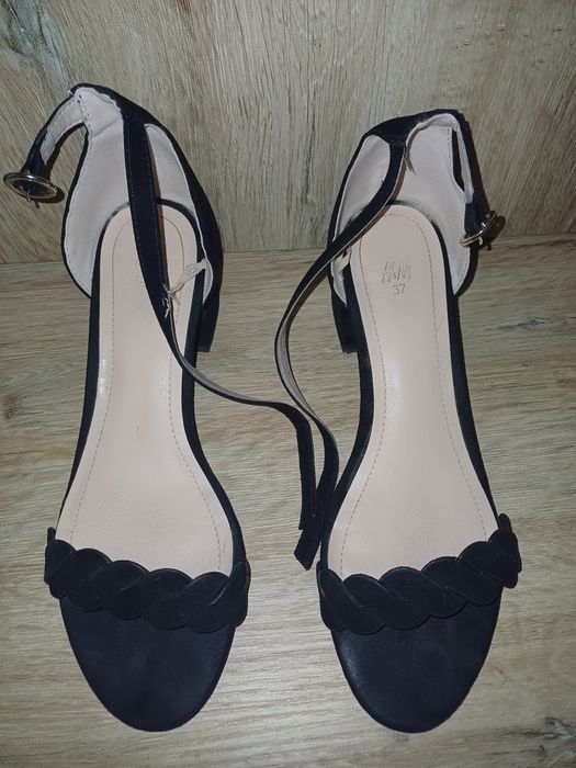 Велурени сандали 37-ми номер