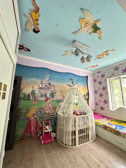 Хамма шароитга эга 3 хонами уй сотилади/ Продается 3х кв с удобствами