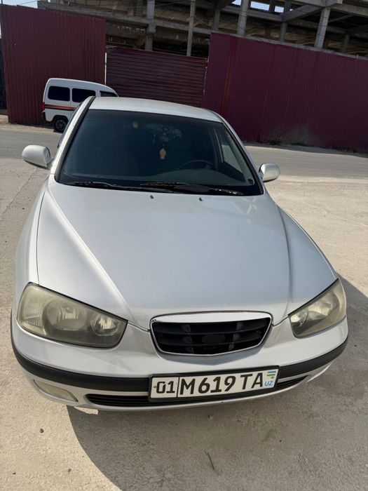 Продаеться Hyundai Elantra 2000 года выпуска