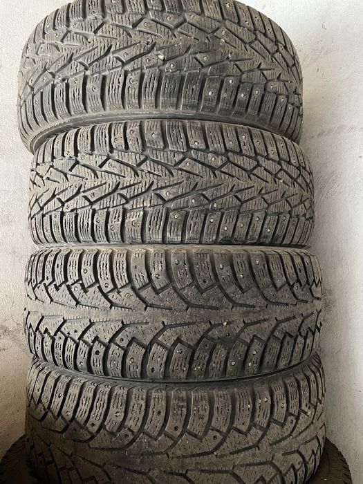 Зимние шины 205/55 р 16