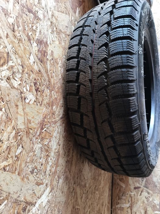 Шины зимние, R15