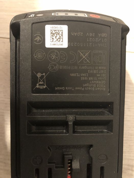 Set acumulator Bosch 36V plus incarcator