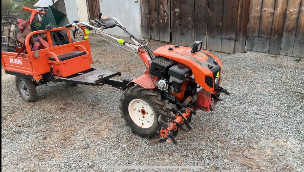 Vând motocultor Ruris 18cai
