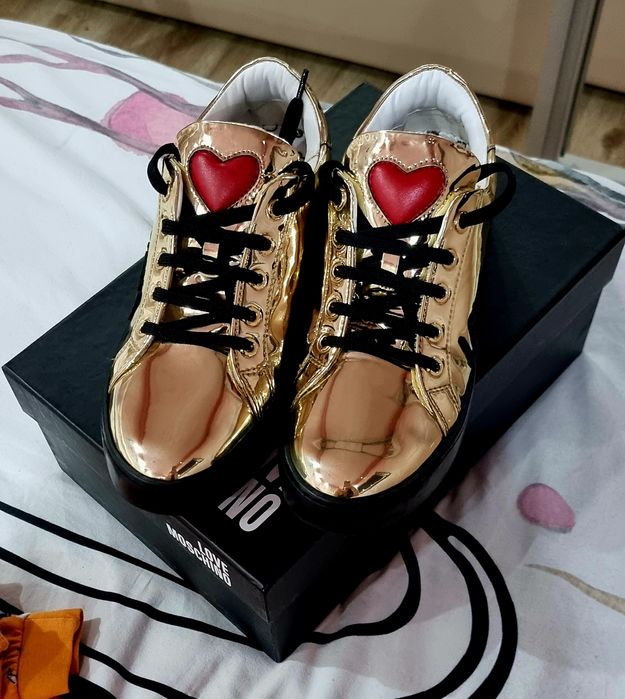 Love Moschino сникърси