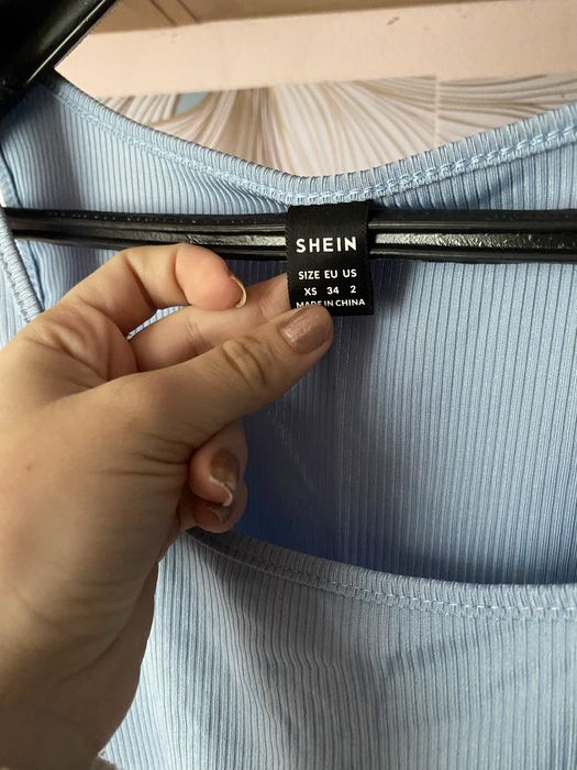 Set pantaloni si maieu