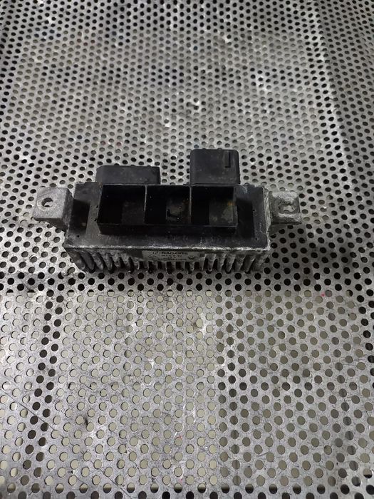 Releu Bujii Opel Movano Renault Master 3 2.3 Dci Euro 5 Motor M9T Cod  - Dezmembrari Arad