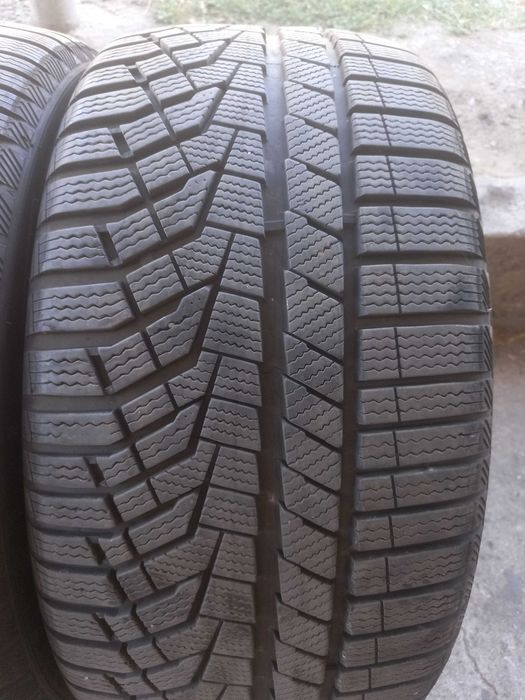 2 броя 255/40 R18 SAILUN DOT 23