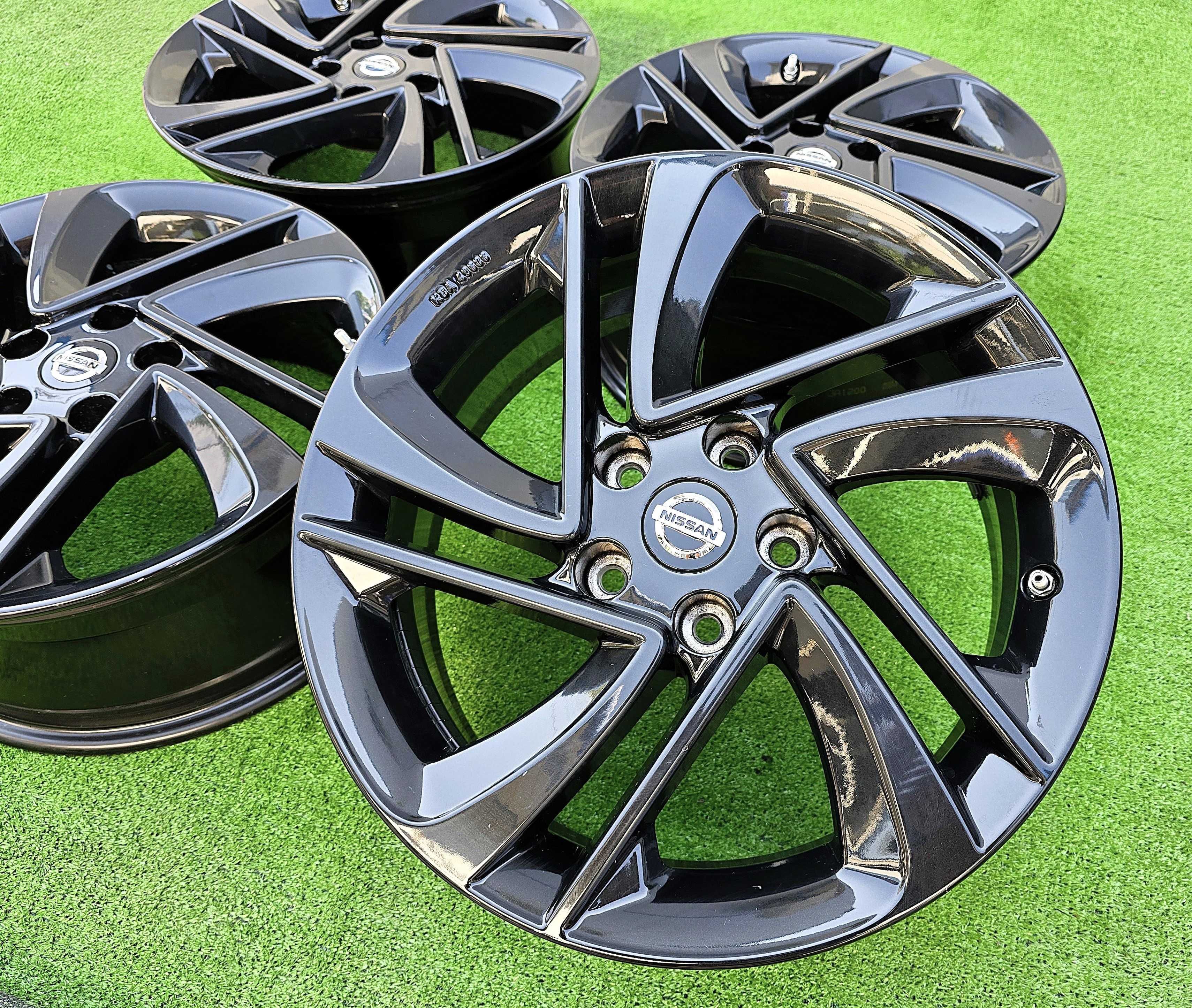 Оригинални лети джанти NISSAN 17 цола 5x114.3