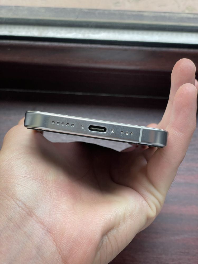 Iphone 16 pro,128