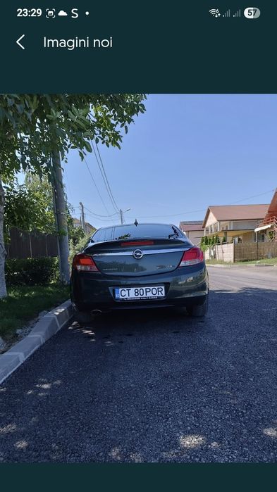Vând Opel Insignia