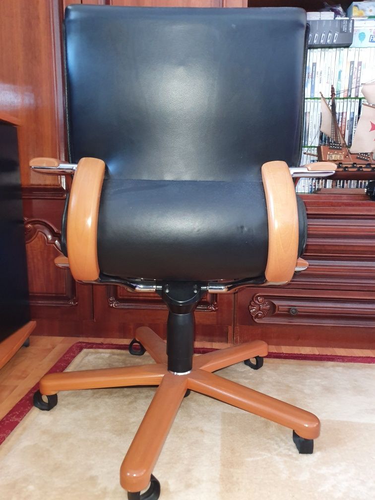 Comforto scaun directorial de birou piele naturala lemn masiv