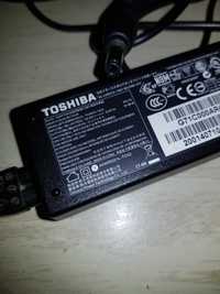 Incarcator alimentator Toshiba original 45W 19V 2.37A PA3822U-1ACA
