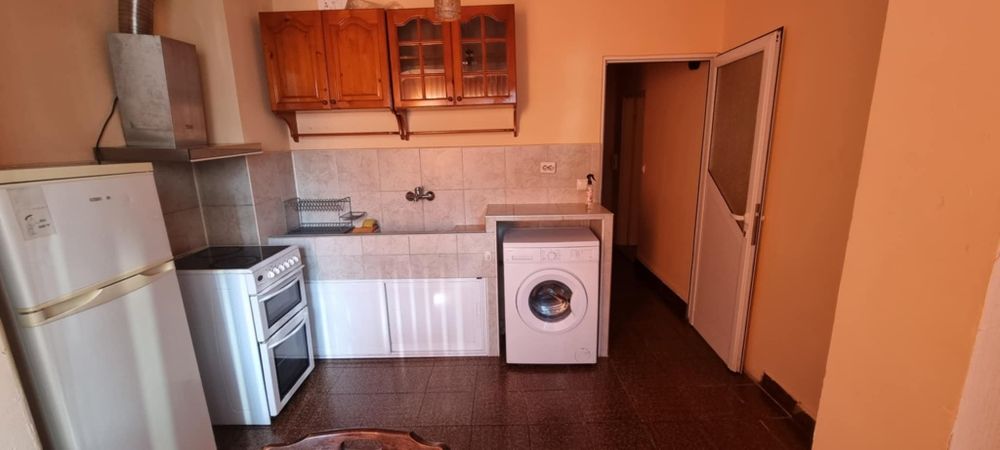 Дава се под наем Тристаен апартамент в Варна, Кайсиева градина - 60 кв.м за 306 € - Снимка #4