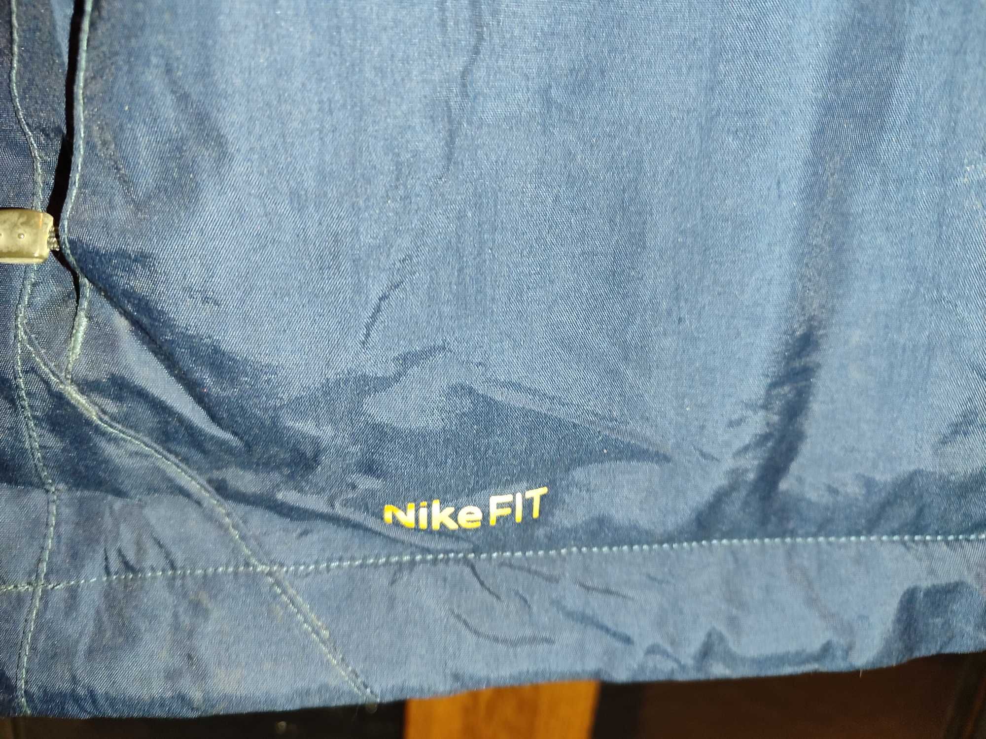 яке Nike ACG 2in1 ,L-XL размер