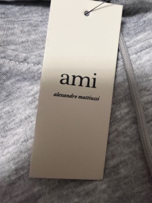 Hanorac AMI gri, nou cu eticheta