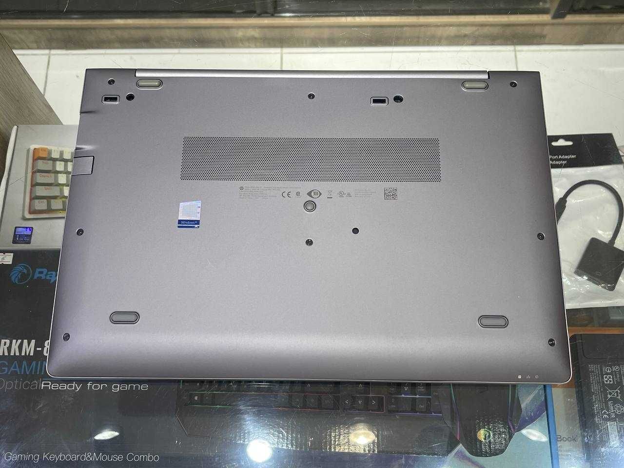 HP ZBook Intel Core i7-8665U озу16гб 256ssd Radeon Pro WX3200