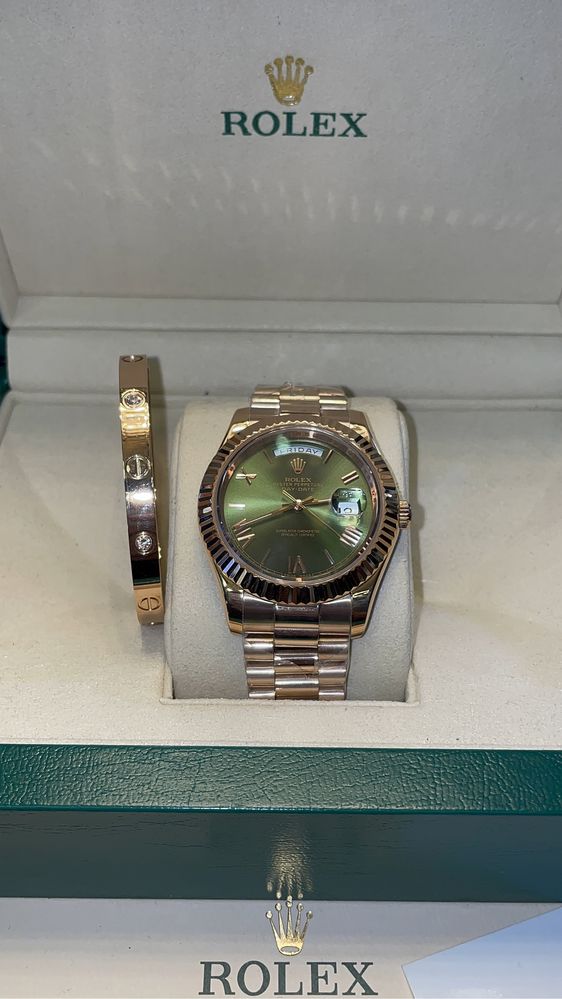 Rolex Day-Data 40 mm Rose Gold Green dial