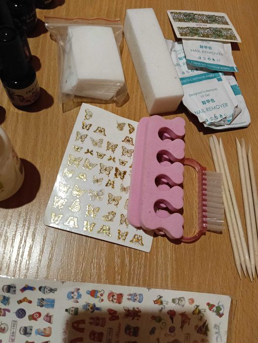 Комплект за маникюр