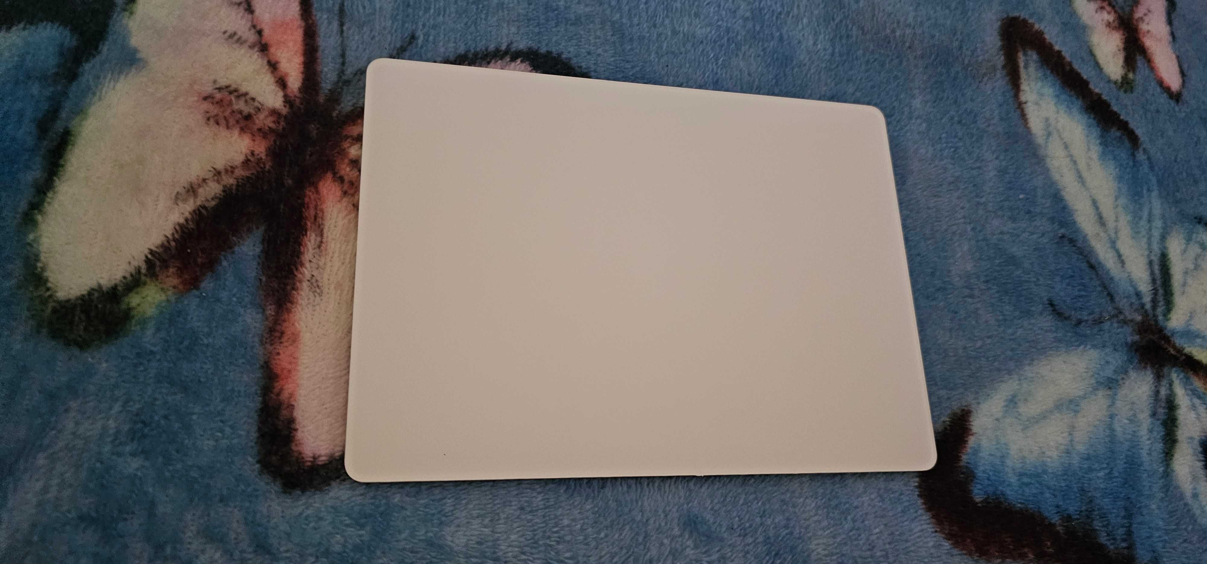 Apple Magic Trackpad 2