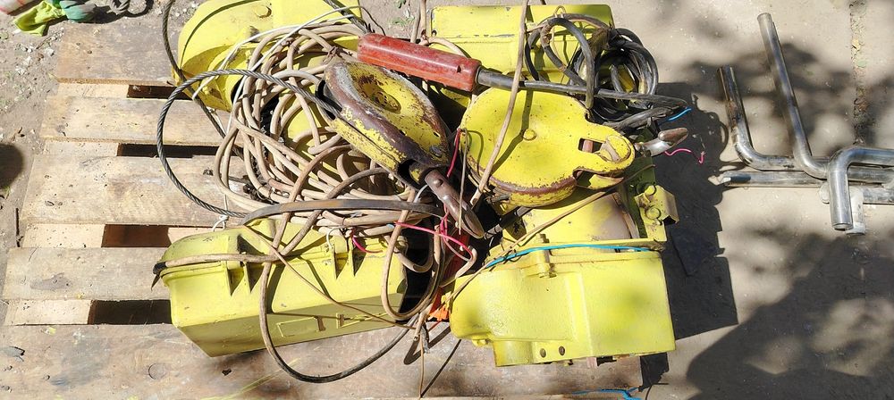 Продам тельфер 1т. в рабочем состоянии