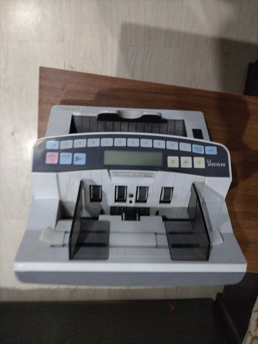 Cчётная машина купюр