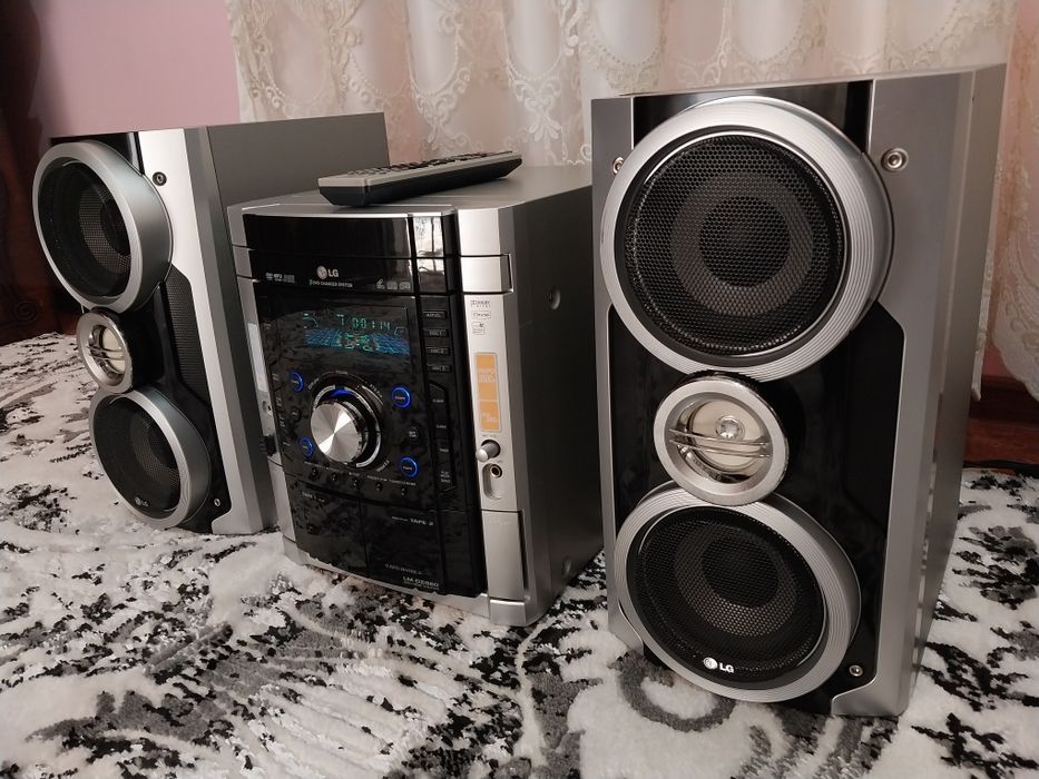 Muzikalni sentr LG sotiladi 3500W P.M.P.O