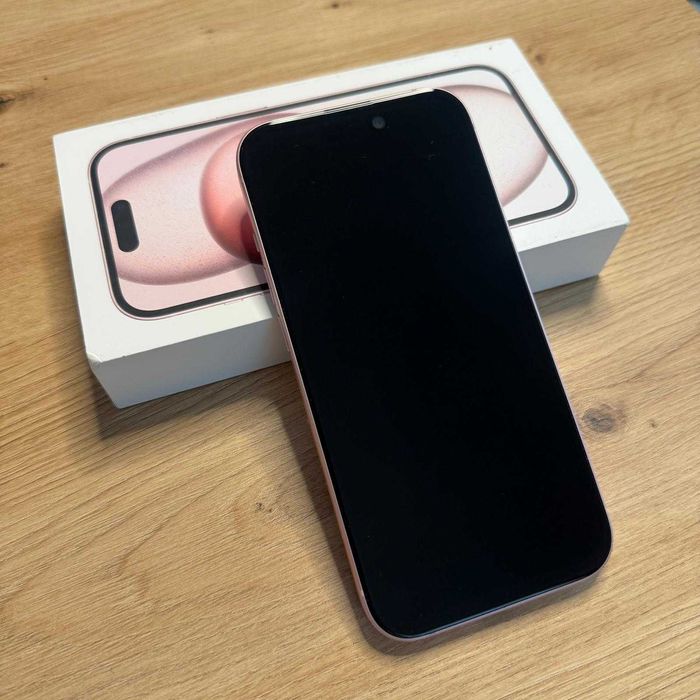 Telefon APPLE iPhone 15, 256GB, Pink - extra garantie 2 ani, ca nou