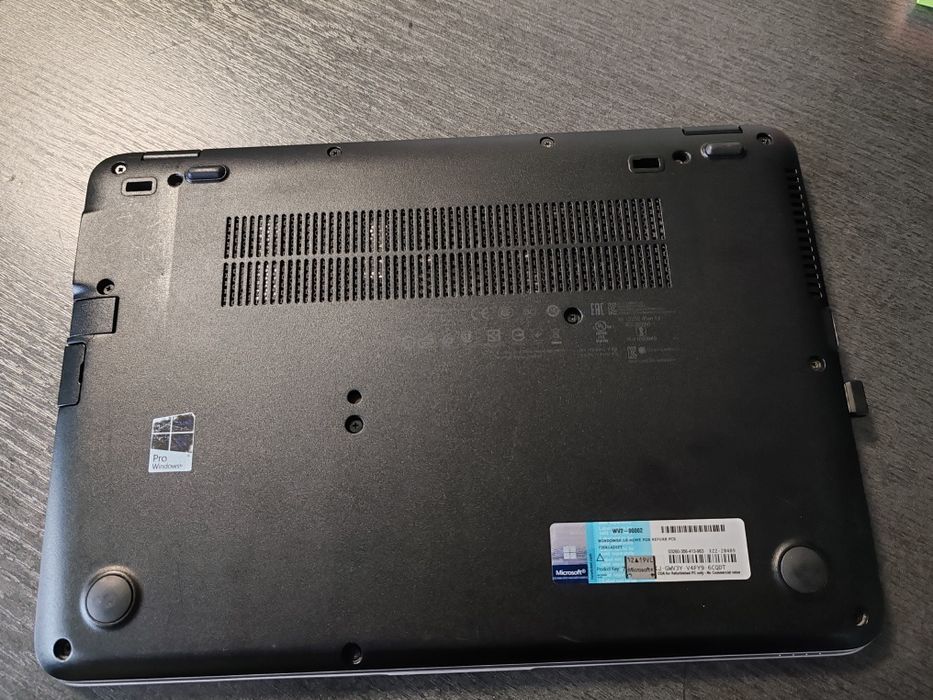 HP Elitebook 820 i5 gen6 8Gb ddr4 256Gb SSD - touchscreen