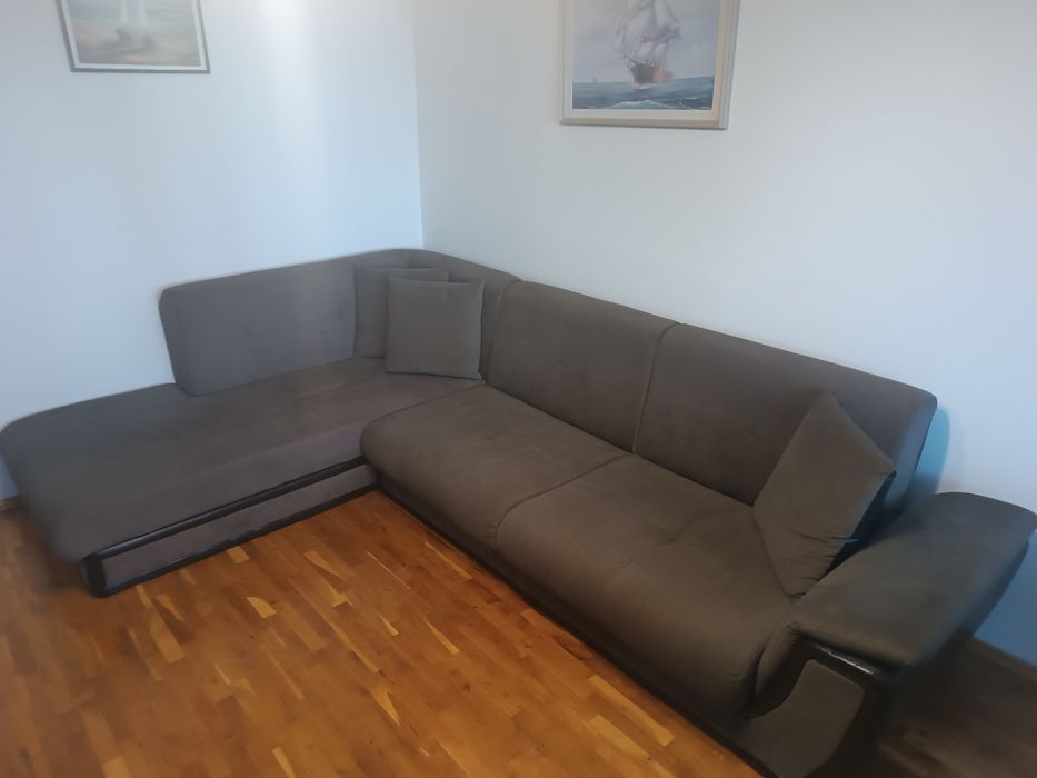 Продавам Ъглов диван