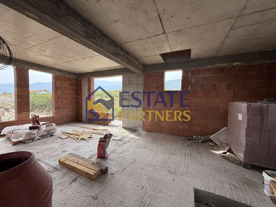 Къща в Пловдив, област-с.Брестник площ 172 цена 316000