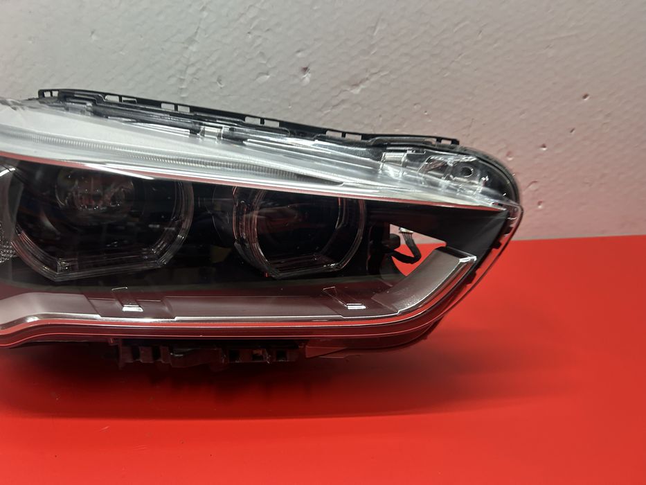 Bmw X1 F48 far full led adaptiv dreapta 2015-2018