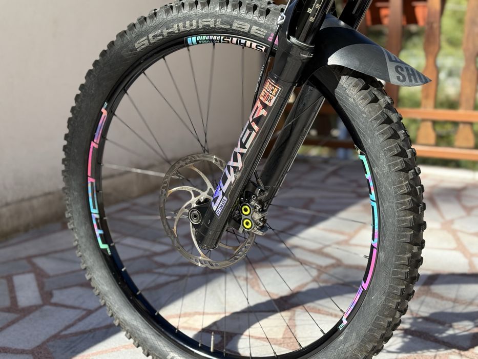 Велосипед за спускане Propain Rage CF 2020 L 27.5