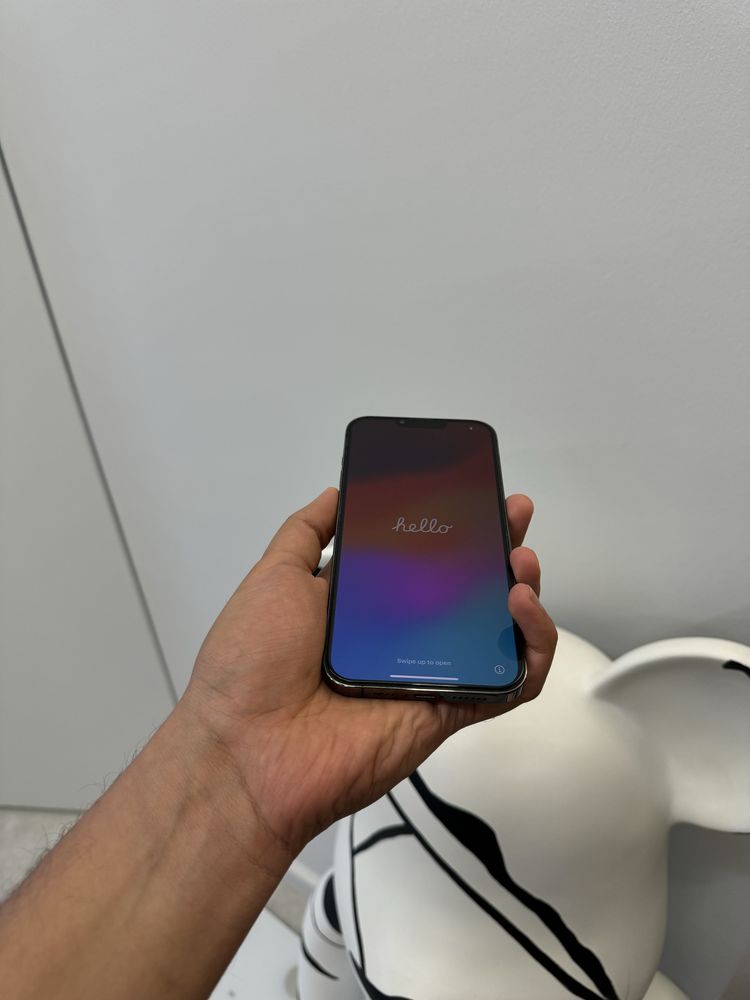 Продам Iphone 13 pro max 256