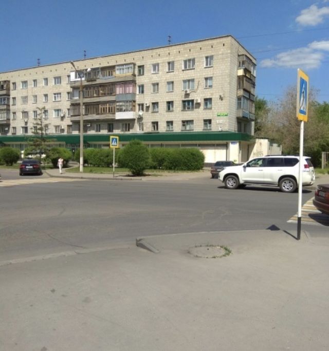 Продаю квартиру Естая 40