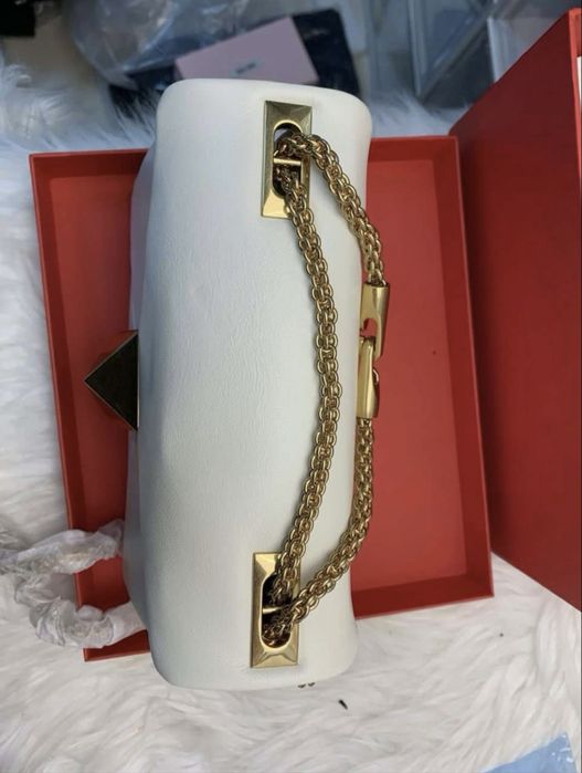 Чисто нова бяла чанта, естествена италианска кожа