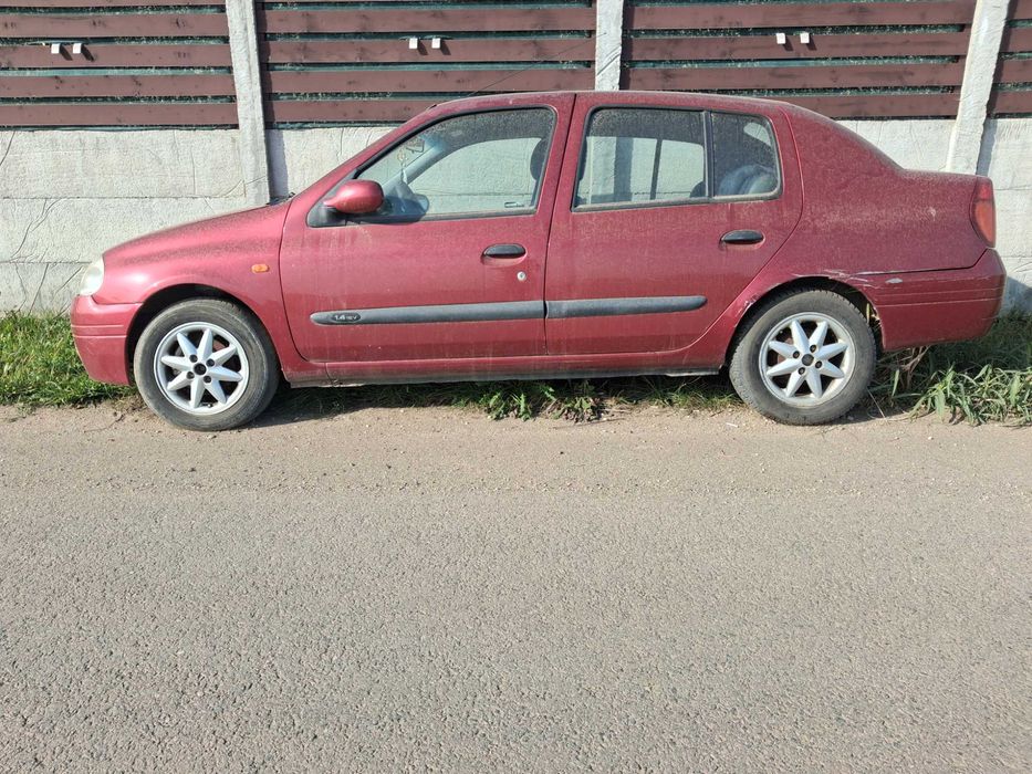 Vand Renault Clio cu GPL, pret 3000
