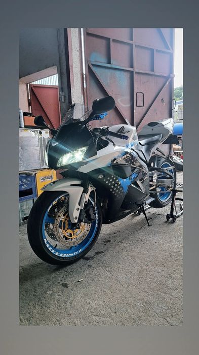 Honda cbr 600 rr pc40