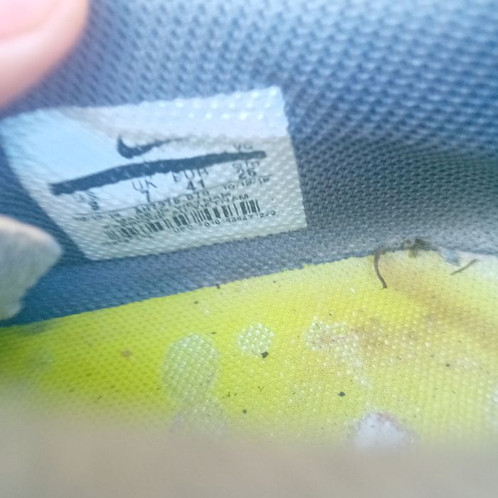 Vând Ghiete de Fotbal Nike Tempo