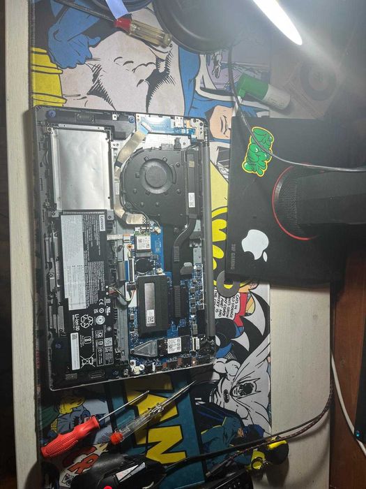 Repar si fac mentenanta laptop-urilor, pc-urilor si consolelor