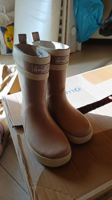 Încălțăminte nr 29