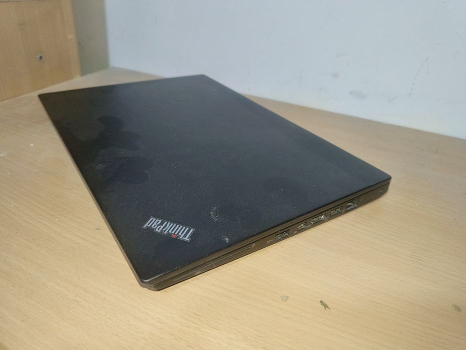 LENOVO ThinkPad T460S
Windows: 11
 Protsessor: Intel Core i7-6600U
Ope