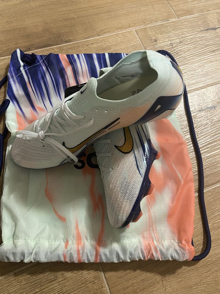 nike mercurial 43