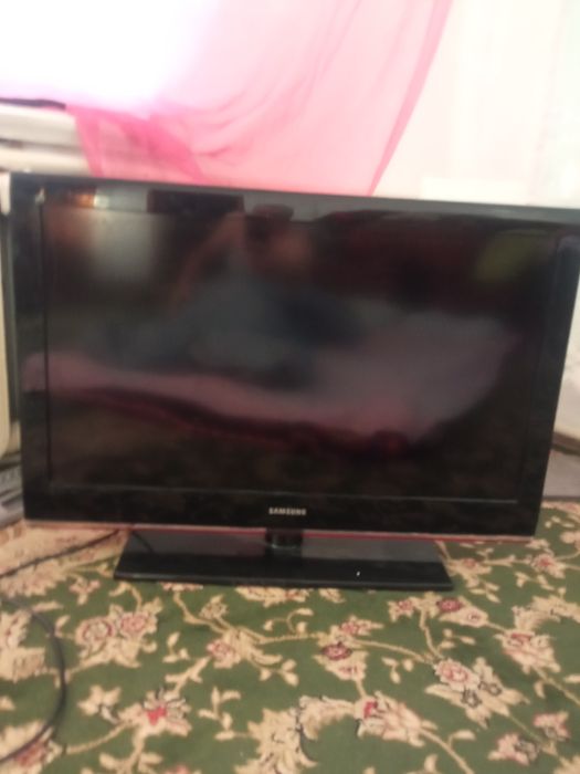 Телевизор самсунг 2 шт
